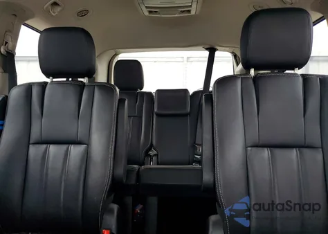 2016 Chrysler Town & Country Touring from USA, damaged, VIN 2C4RC1BG7GR295757